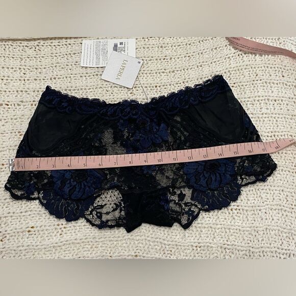 LA PERLA Secret Rose Navy Panties
UK8 / US XXS - Picture 5 of 7